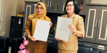 Penandatanganan kerja sama antara Dinas Pemberdayaan Perempuan, Perlindungan Anak, Pengendalian Penduduk, dan Keluarga Berencana (DP3AKB) dengan SLB Negeri Balikpapan.