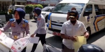 UPTD Pengelolaan Parkir Dishub menggelar kegiatan monitoring di kawasan Jalan Jenderal Sudirman dan beberapa titik pasar pada Rabu, 16 Februari 2025.