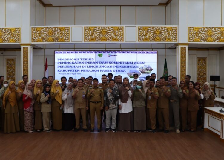 Bimbingan Teknis (Bimtek) meningkatkan peran dan kompetensi agen perubahan sebagai bagian dari percepatan reformasi birokrasi di aula lantai III Kantor Bupati PPU pada Senin, 21 April 2025.