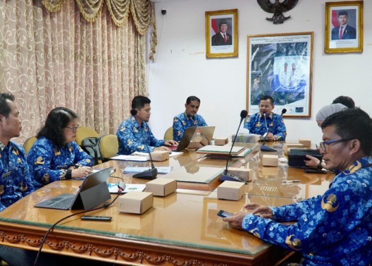 Rapat kesiapan lahan dan tindak lanjut rencana pembangunan SR di wilayah PPU