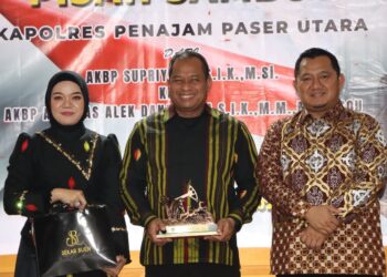 Mudyat Noor, menghadiri acara pisah sambut Kepala Kepolisian Resor (Kapolres) PPU