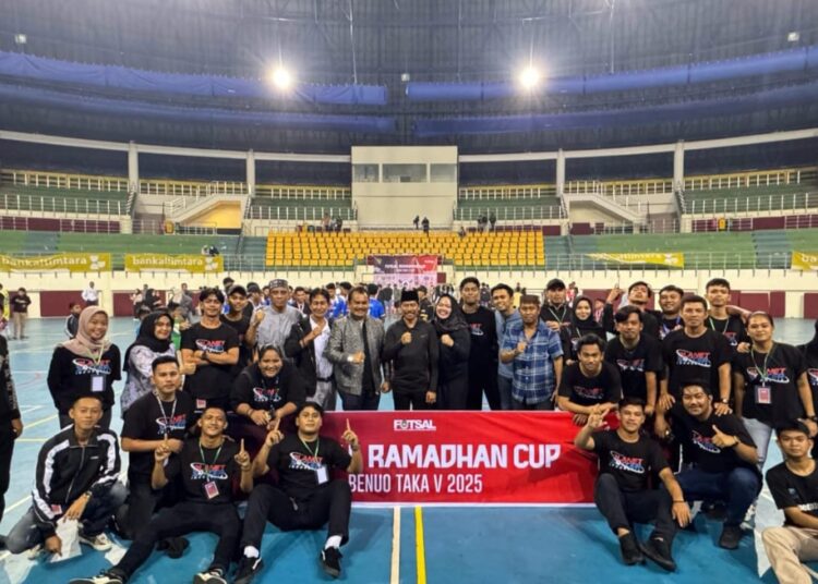 Turnamen Futsal Ramadhan Cup Benuo Taka V 2025 resmi ditutup Wakil Bupati PPU, Abdul Waris Muin