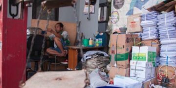 Dari sekitar 200 bank sampah yang pernah terbentuk di PPU, kini hanya sekitar setengahnya yang masih bertahan aktif.