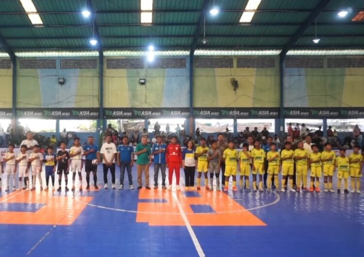 Kepala Dinas Pemuda, Olahraga, dan Pariwisata (Disporapar) Kota Balikpapan, Ratih Kusuma, membuka Liga Futsal AAFI Regional Balikpapan 2 pada Minggu, 4 Mei 2025, di Balikpapan Sport Center