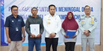 Gubernur Harum Serahkan Santunan Jasa Raharja Kepada Ahli Waris Korban KMP Muchlisa