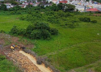 Pengerukan Bendali Ampal Hulu