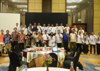Abdul Waris Muin, membuka kegiatan Pendampingan Cascading Rencana Pembangunan Jangka Menengah Daerah (RPJMD) Kabupaten PPU 2025–2029 bersama Rencana Strategis (Renstra) perangkat daerah