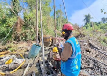 Dari Papua untuk Kalimantan: Benyamin, Generasi Muda Pembawa Terang di Bumi Borneo