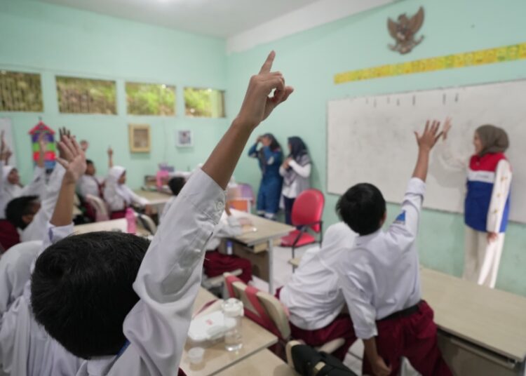 Pertamina Energi Negeri 8.0: Relawan Hadirkan Semangat Baru di 80 Sekolah Dasar