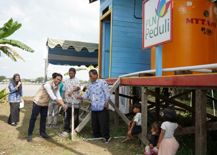 Wujud Keadilan Sosial PLN di Hari Kesaktian Pancasila: Air Bersih untuk Ratusan Jiwa Tanjung Buyu