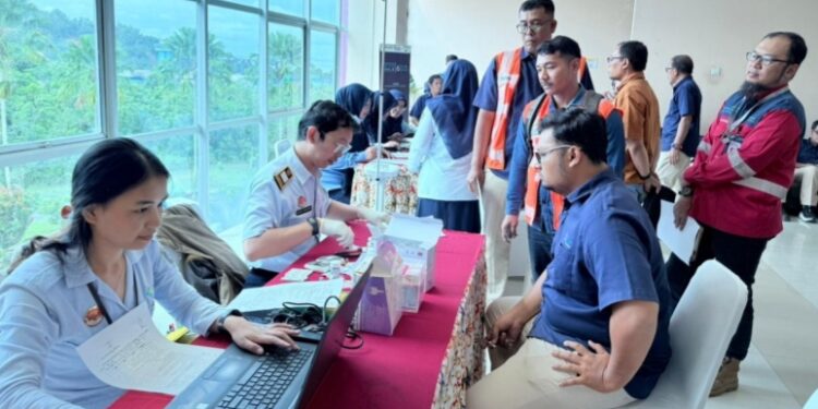KKT dan BKK Balikpapan Kolaborasi Gelar Pemeriksaan Kesehatan Gratis untuk Pekerja Pelabuhan