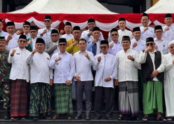 Ketua DPRD Alwi Al Qadri : Santri Adalah Penjaga Moral dan Penggerak Kemajuan Bangsa