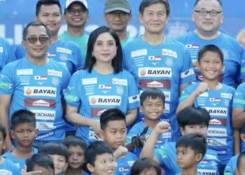 Ratih Kusuma Buka Soccer Clinic, Dorong Anak-anak Balikpapan Asah Teknik dan Sportivitas