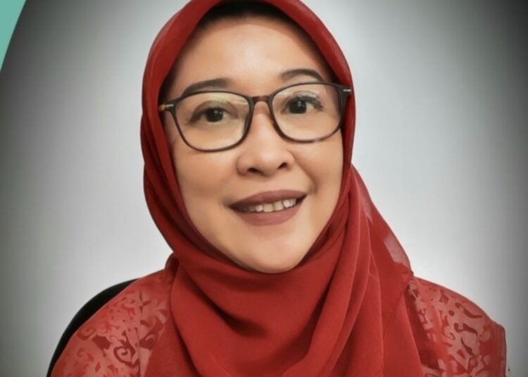 dr. Rusna Azizah Aziz