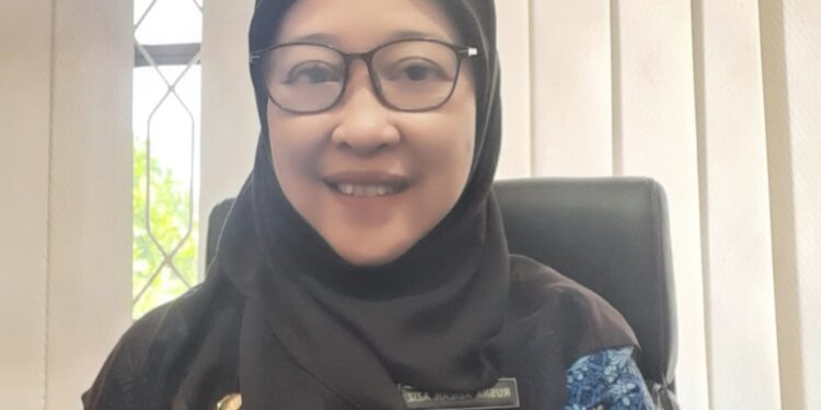 Kepala UPTD Puskesmas Klandasan Ilir, dr. Rusna Azizah Aziz