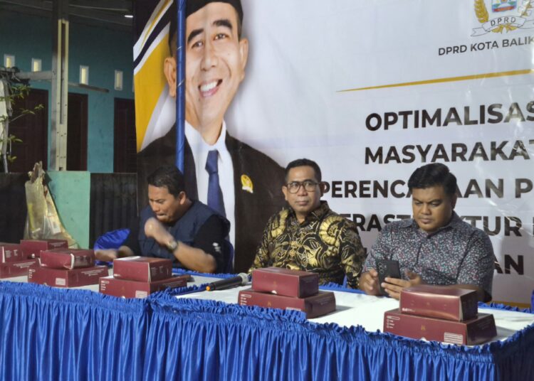 Dialog Warga RT 35 Sepinggan, Yono Suherman Janji Perjuangkan Kebutuhan Warga Meski Anggaran Terbatas