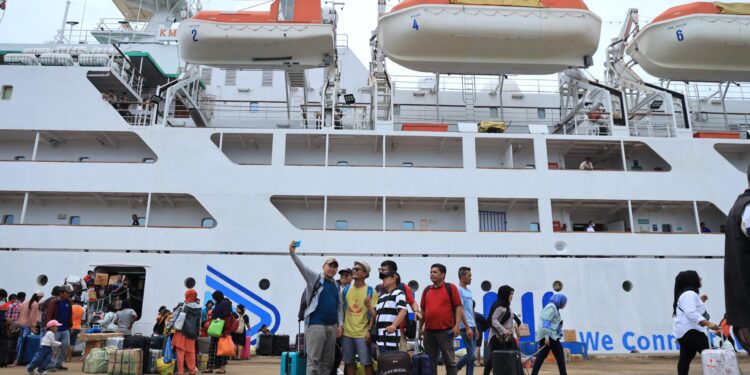 Mudik Gratis Laut dari Balikpapan Diserbu Warga