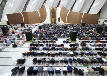 Ribuan Umat Padati Masjid Negara IKN, Ramadan 1447 H Resmi Bergema di Jantung Nusantara
