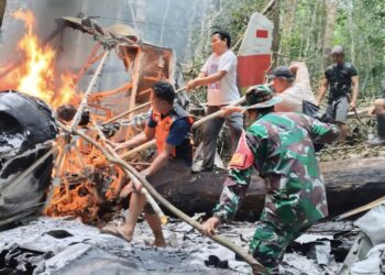 Detik-Detik Evakuasi Pesawat Jatuh di Krayan, Pilot Pelita Air Ditemukan Gugur