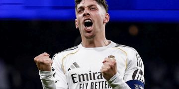 Hujan Gol di 16 Besar Liga Champions : Madrid dan PSG Pesta, Arsenal Selamat dari Kekalahan