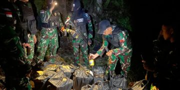 Operasi Senyap di Perbatasan Sebatik, Ratusan Botol Miras Ilegal Diamankan Aparat Gabungan