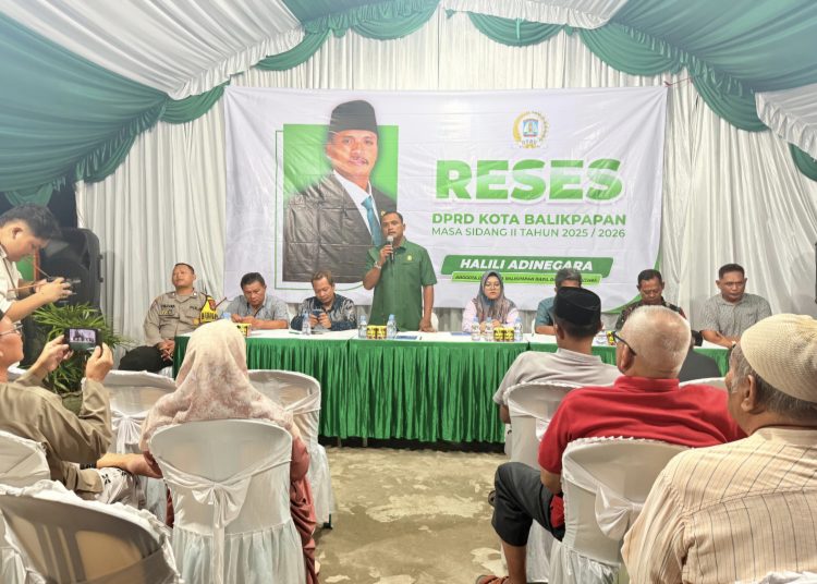 Warga Gunung Samarinda Sampaikan Keluhan Infrastruktur Saat Reses Halili Adinegara