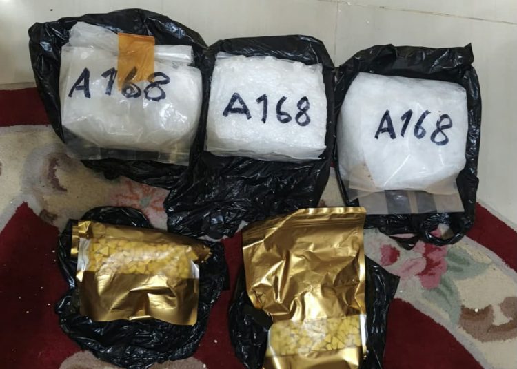 Nyaris 3 Kg Sabu dan 1.900 Ekstasi Disita, Polda Kaltim Buru Pemasok Malaysia